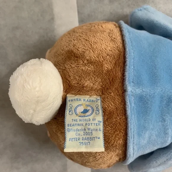 Vintage Y2K Gund Peter Rabbit Plush - Picture 4 of 5